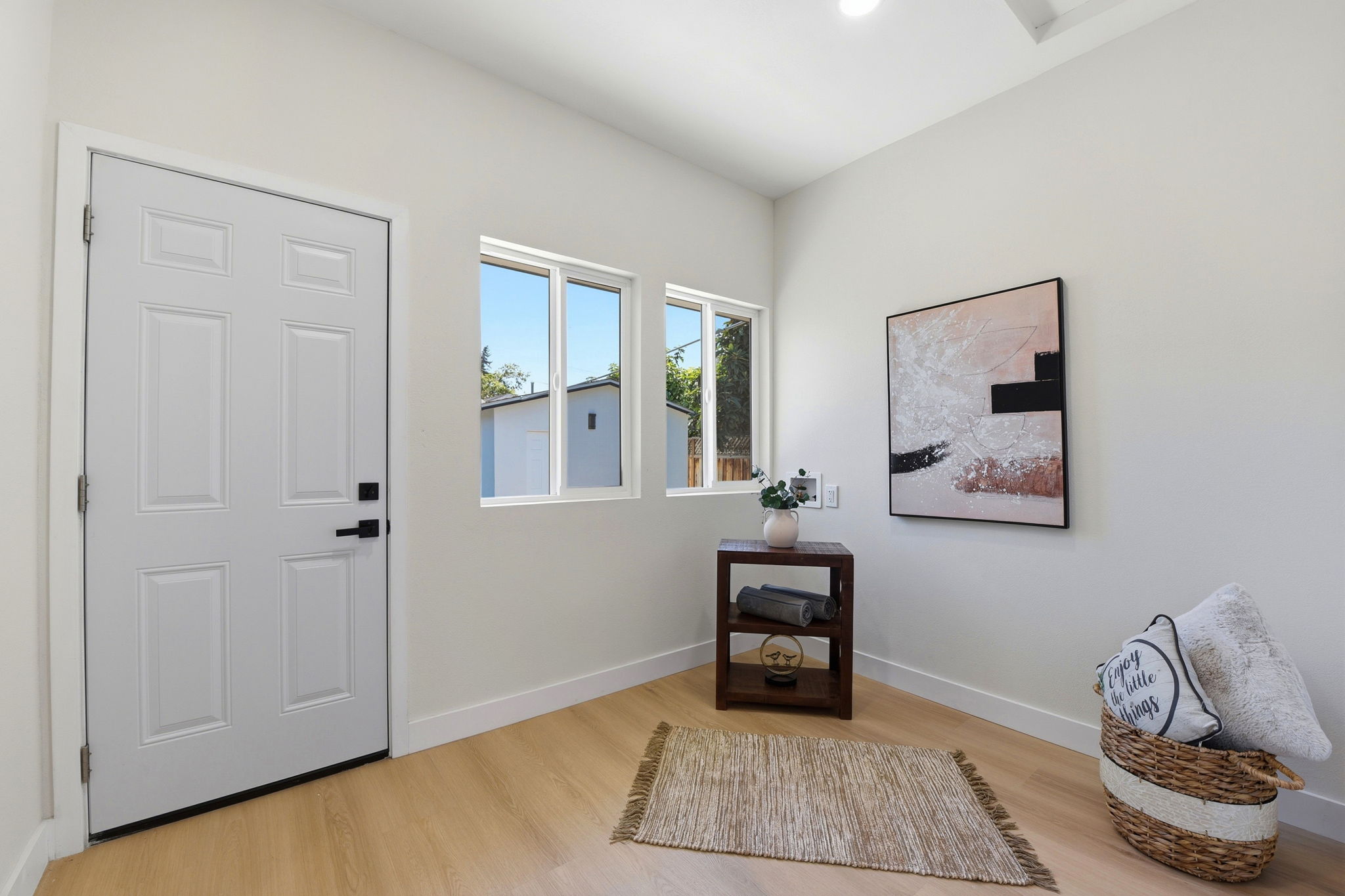 020_F8_436 N 12th St