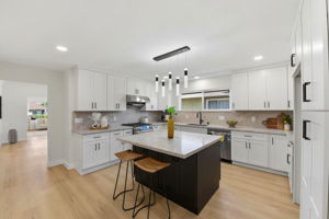 010_F8_436 N 12th St