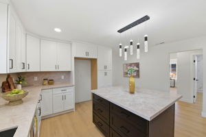 014_F8_436 N 12th St