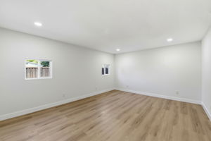 030_F8_436 N 12th St