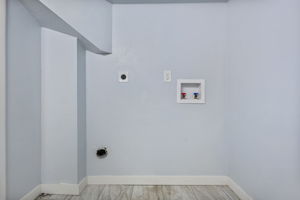  Photo 35
