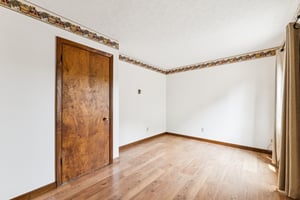 Crestview Rd-0406-028.jpg