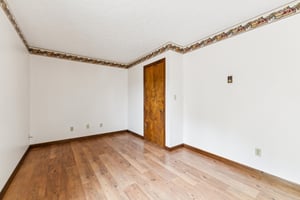 Crestview Rd-0406-029.jpg