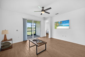 Living Room 5 of 7