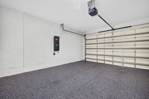 Garage 2