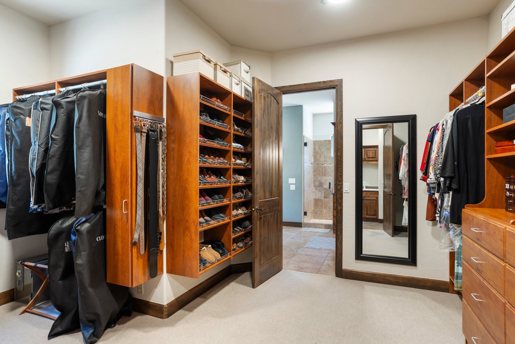 Primary Bedroom Closet