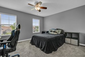  Photo 48