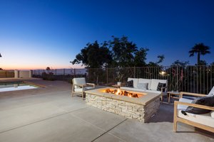 Twilight- Backyard w/ gas firepit
