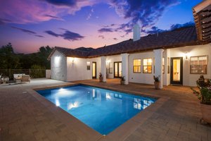 Twilight- pool