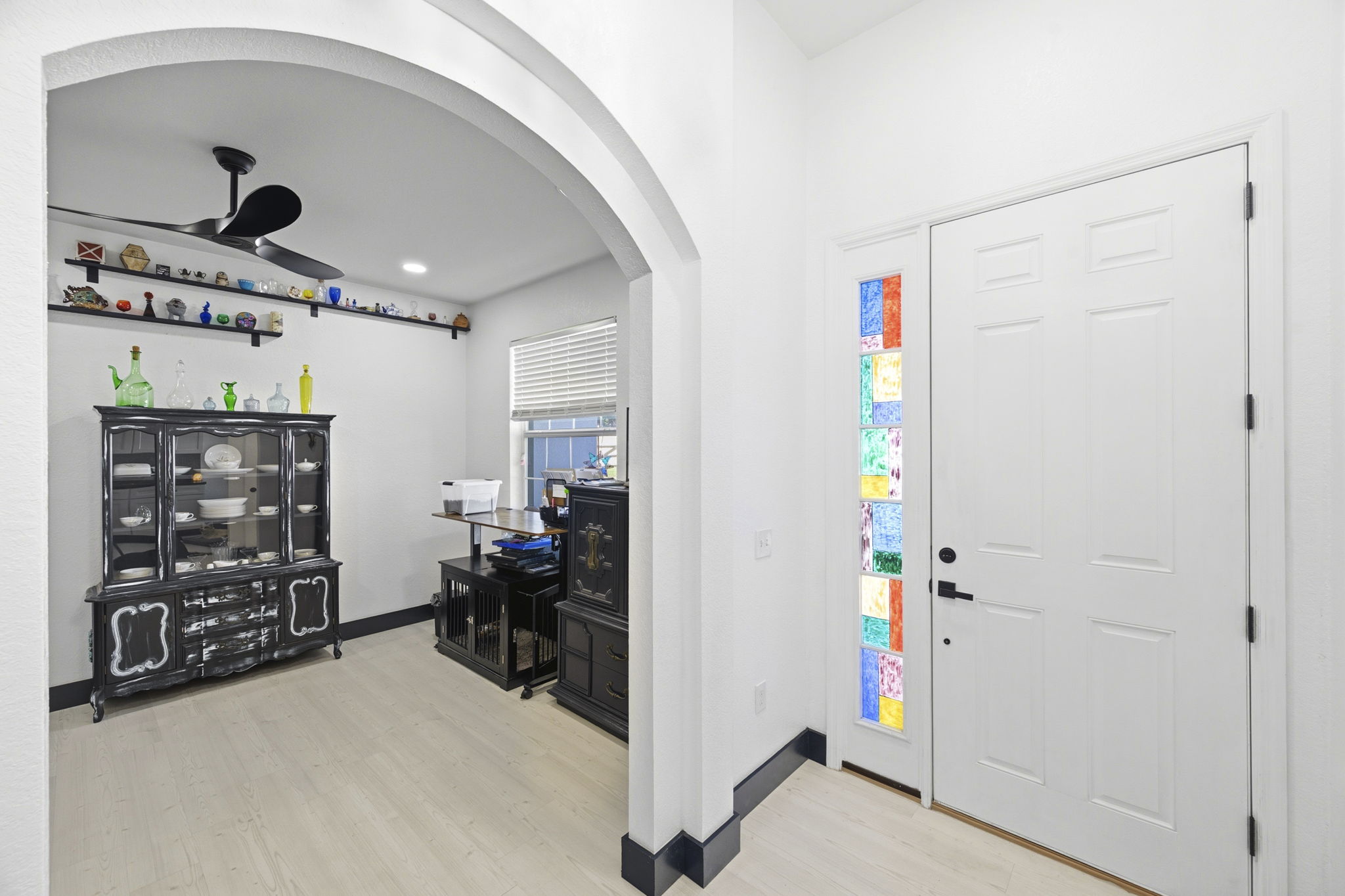Interiors (1)