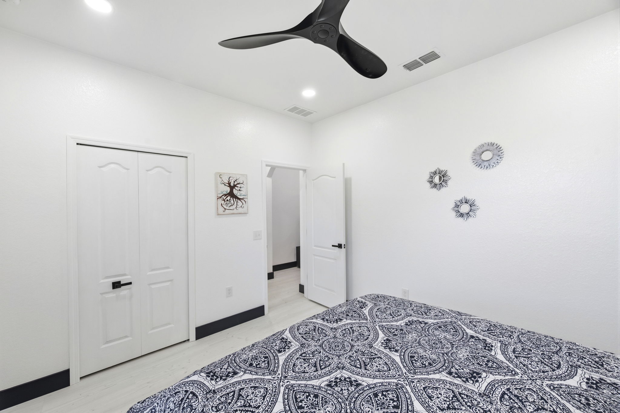 Interiors (30)