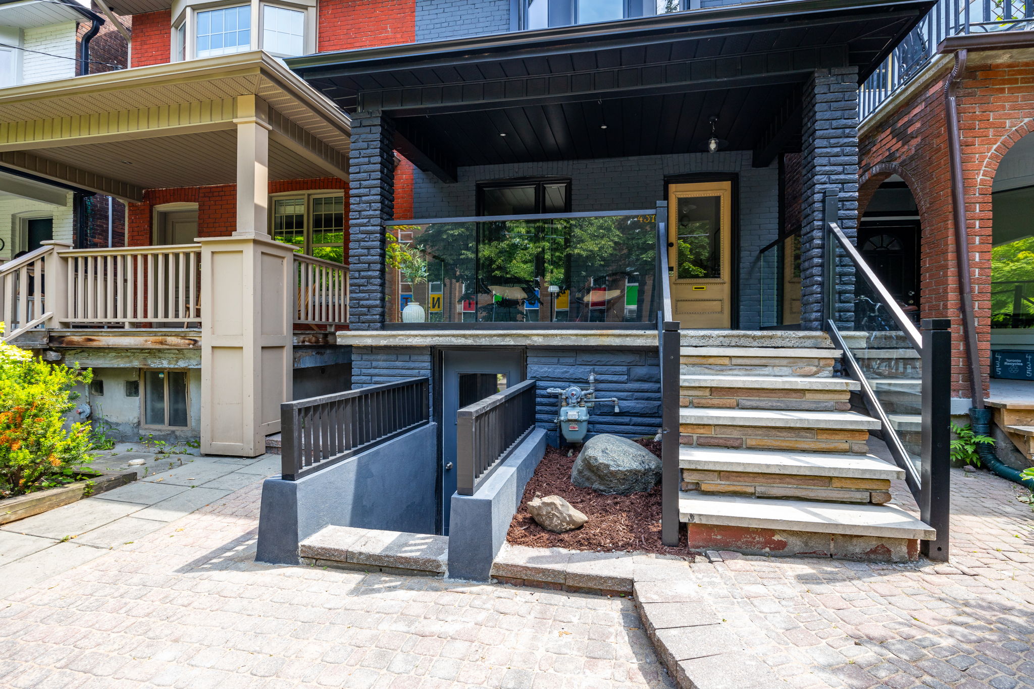 Toronto property showcase — delivered property photograph 3