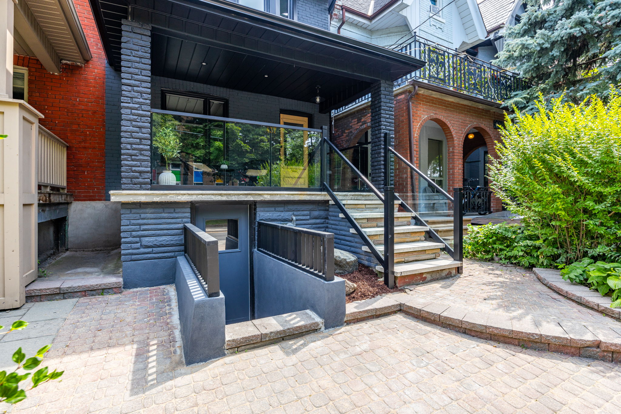 Toronto property showcase — delivered property photograph 4