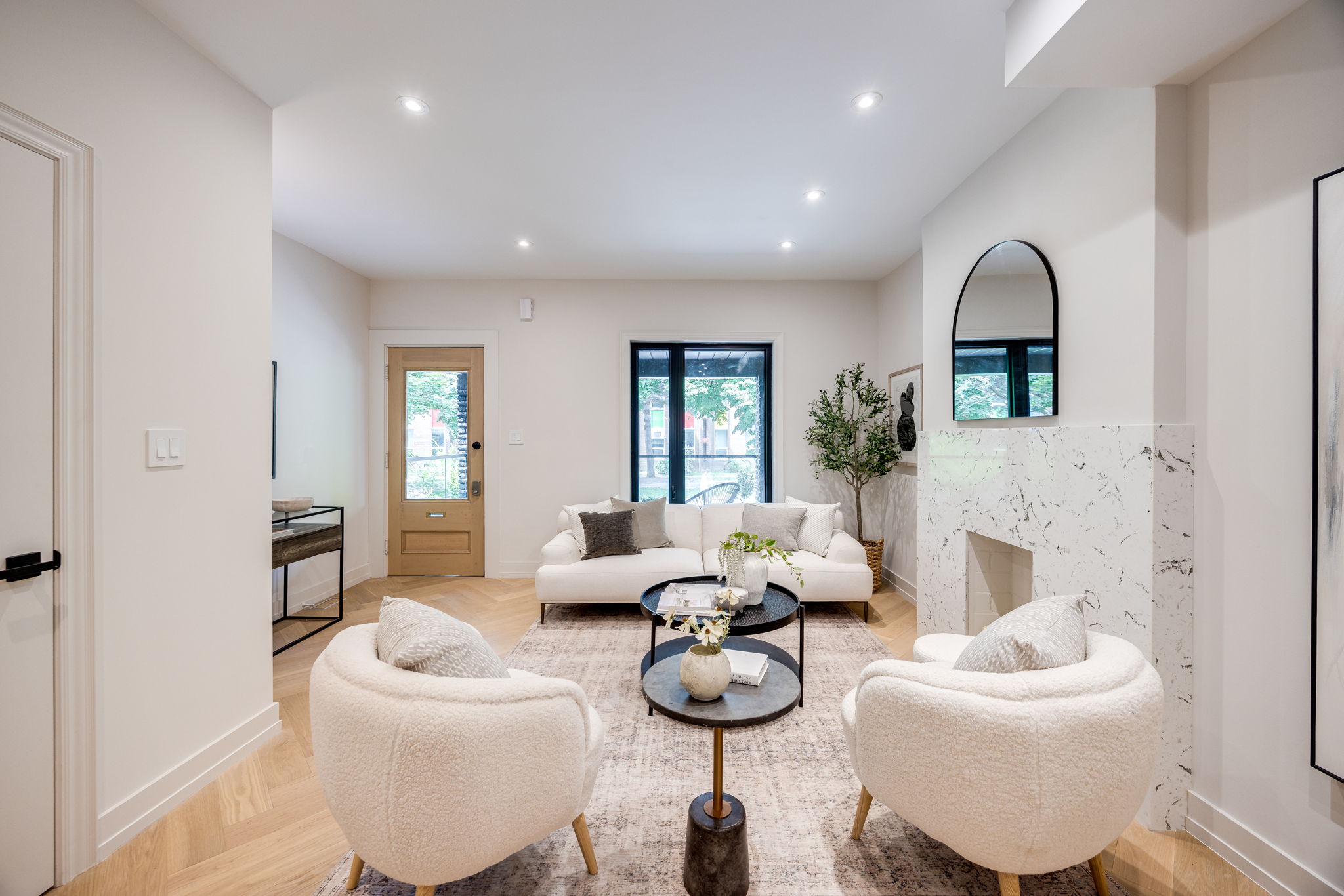 Toronto property showcase — delivered property photograph 9