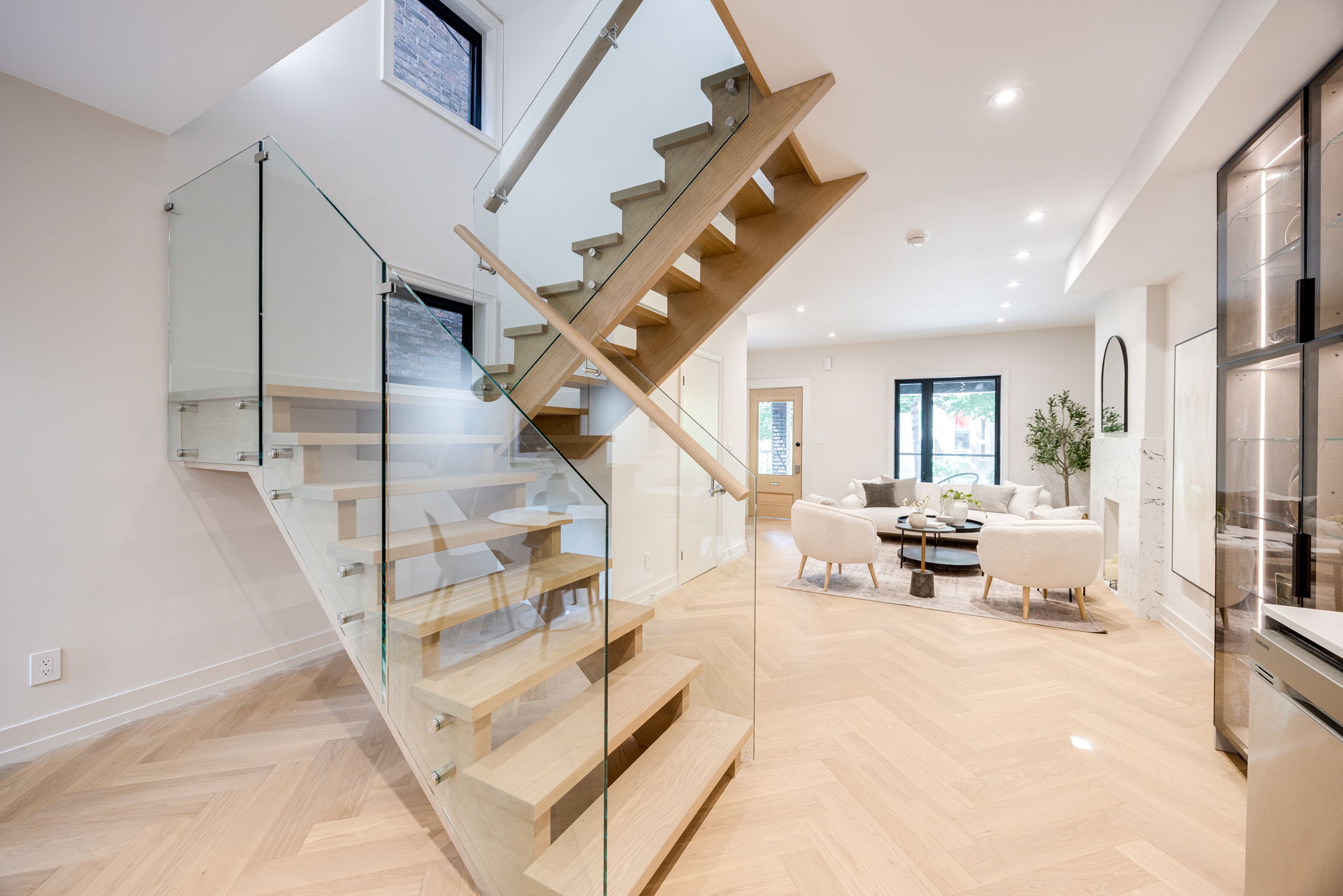 Toronto property showcase — delivered property photograph 22