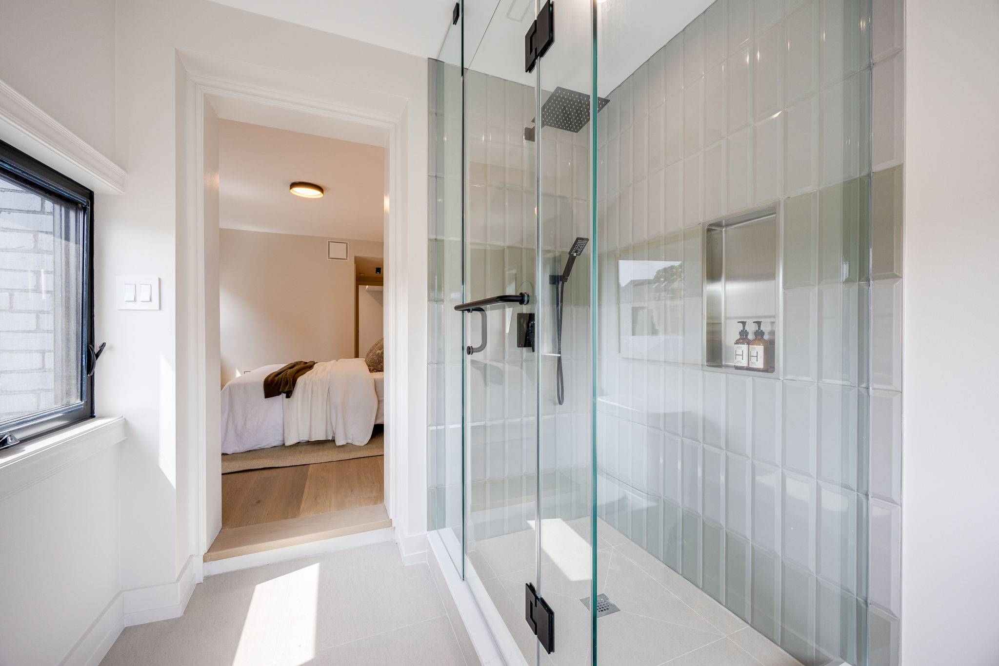 Toronto property showcase — delivered property photograph 34