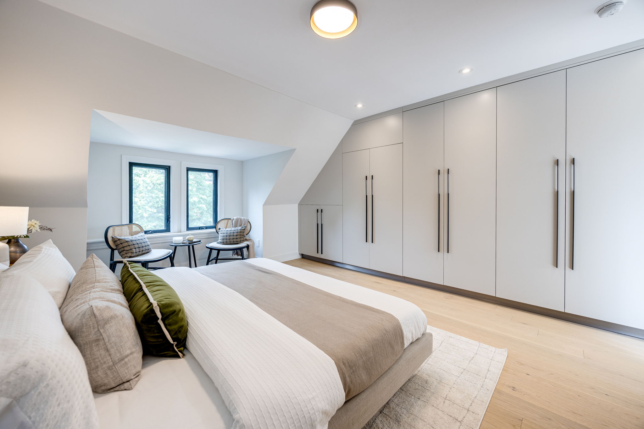 Toronto property showcase — delivered property photograph 37