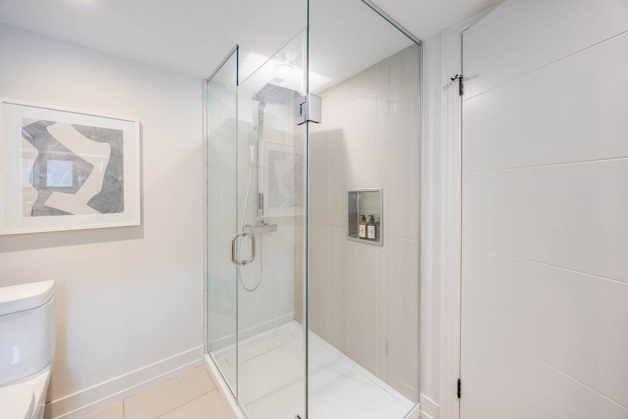Toronto property showcase — delivered property photograph 47