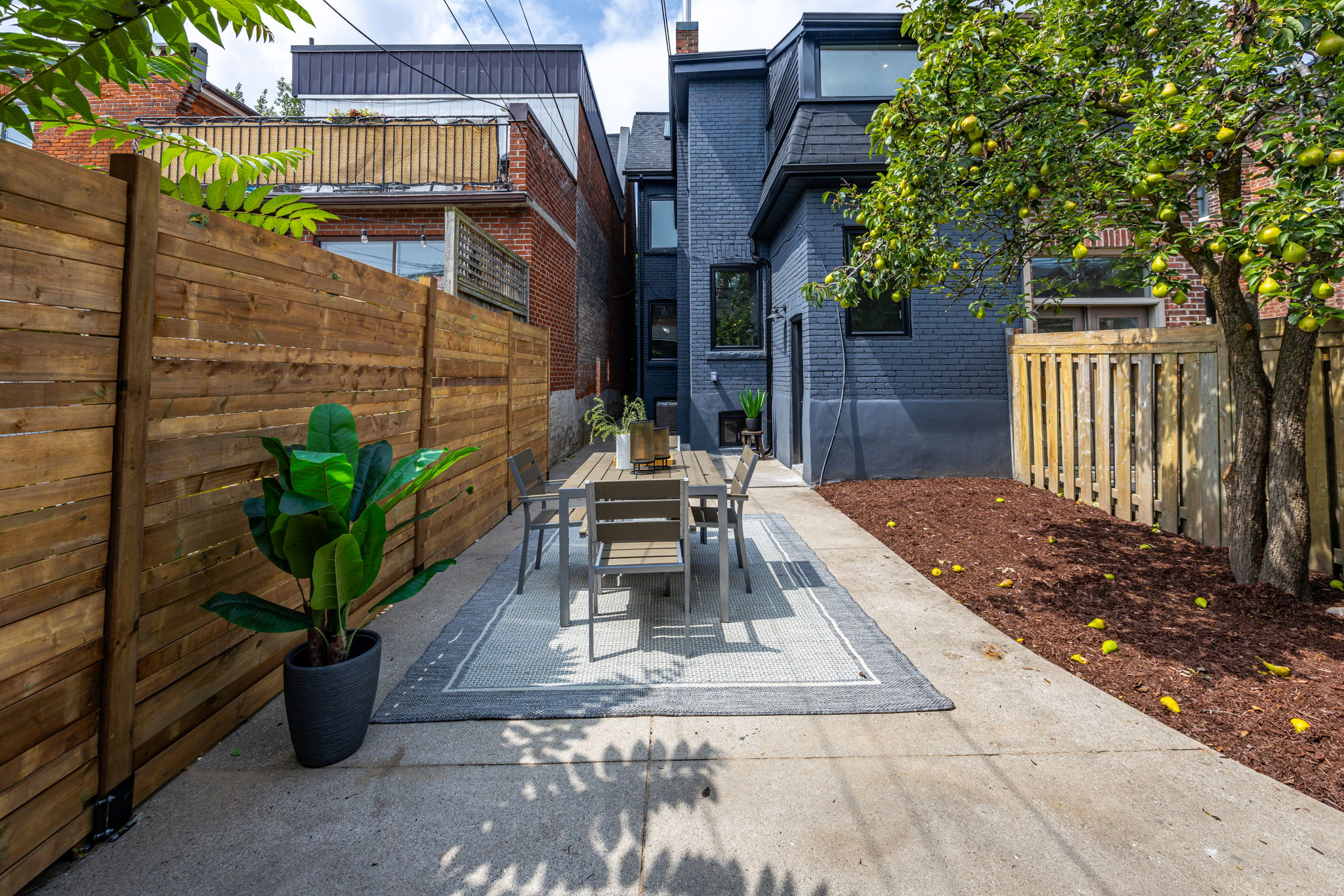Toronto property showcase — delivered property photograph 59