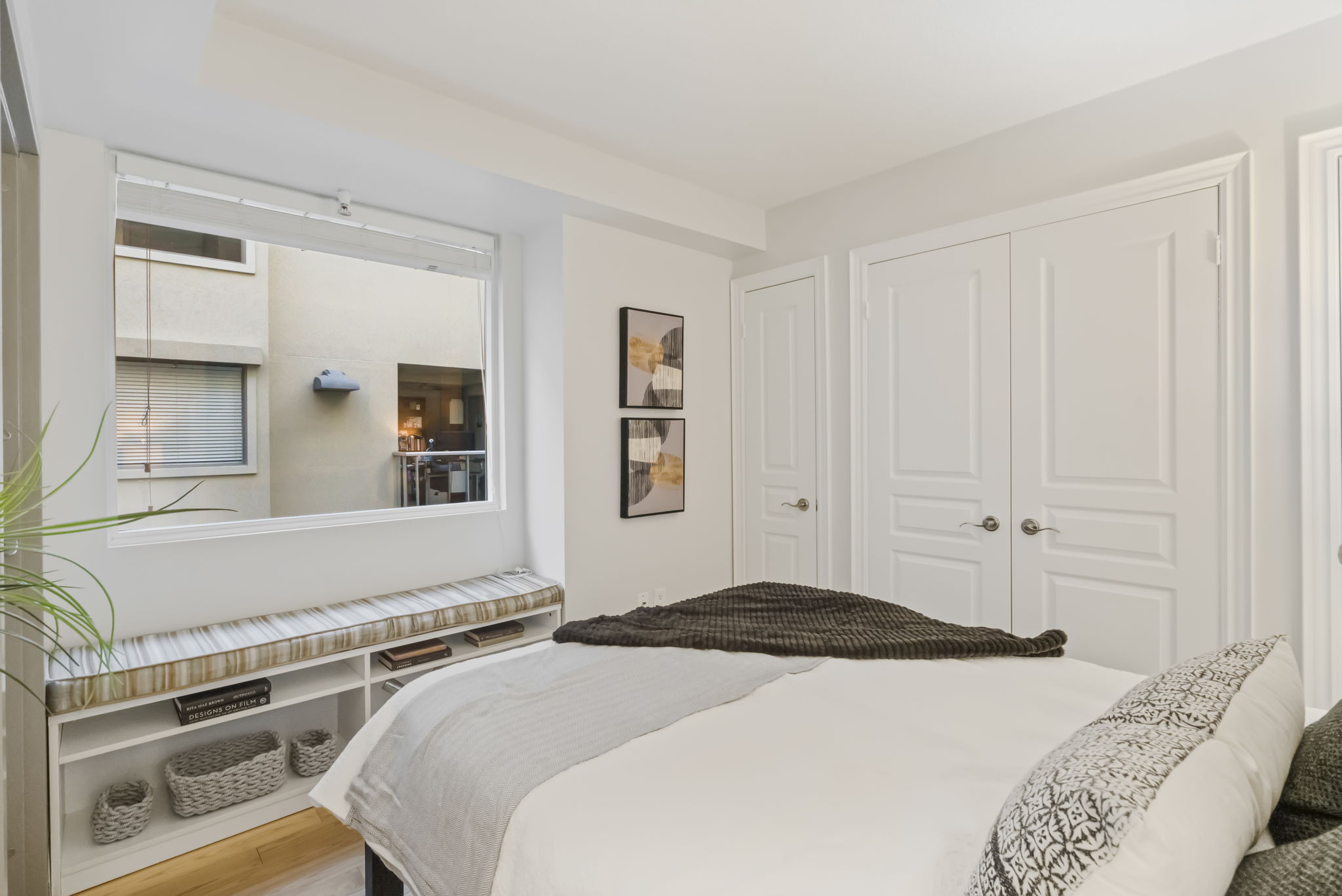 437 Roncesvalles Ave 430 Toronto, ON M6R 3B9