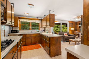 437 Salem St, North Andover, MA 01845, USA Photo 10