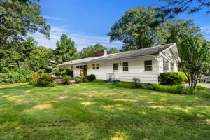 437 Salem St, North Andover, MA 01845, USA Photo 2