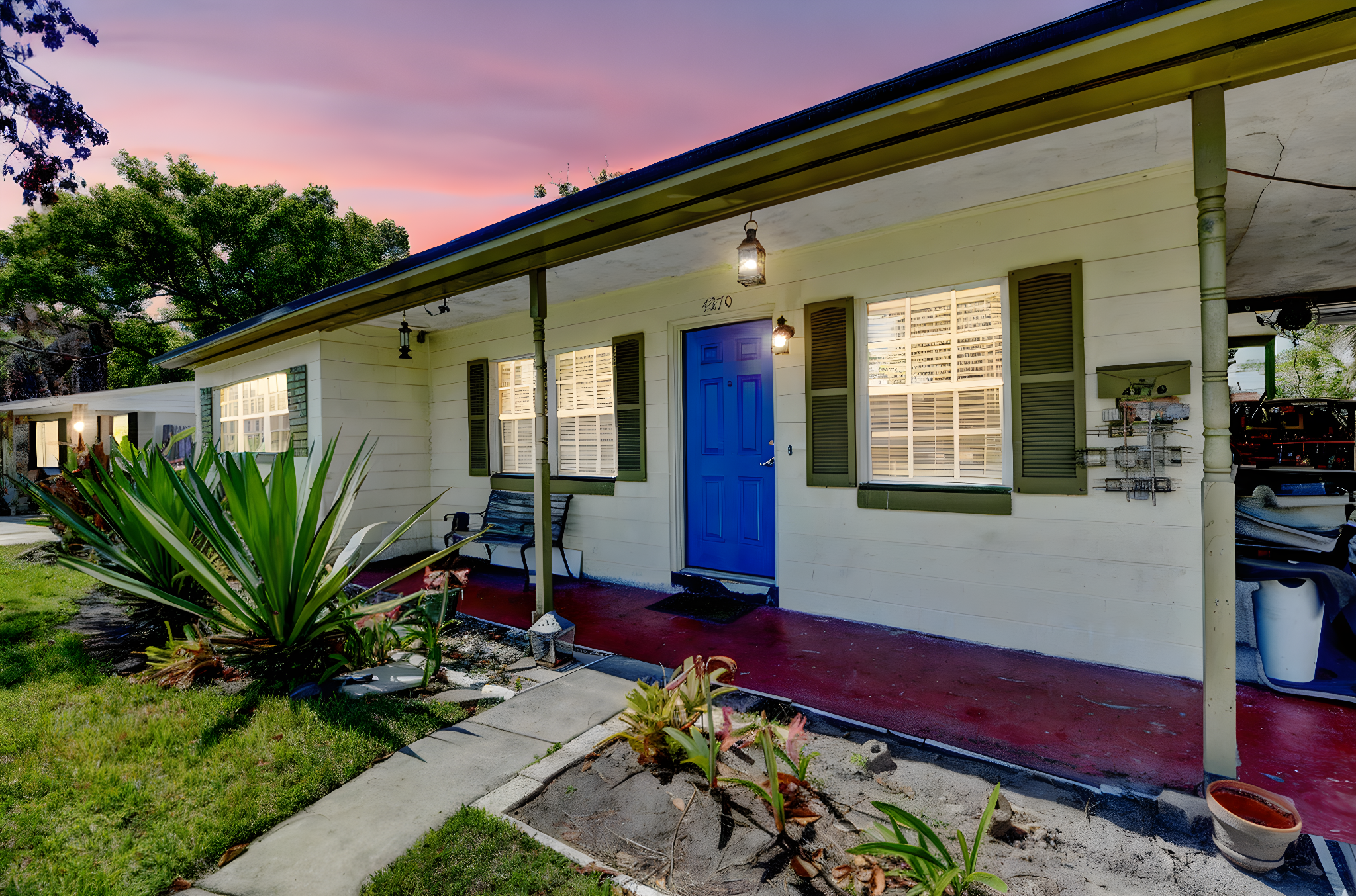 DSC_1786 day to dusk.jpeg