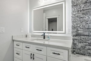 Photo 49