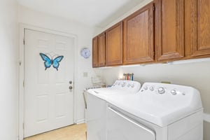 Devonshire Dr-S2506-019.jpg