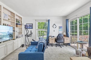Devonshire Dr-S2506-021.jpg