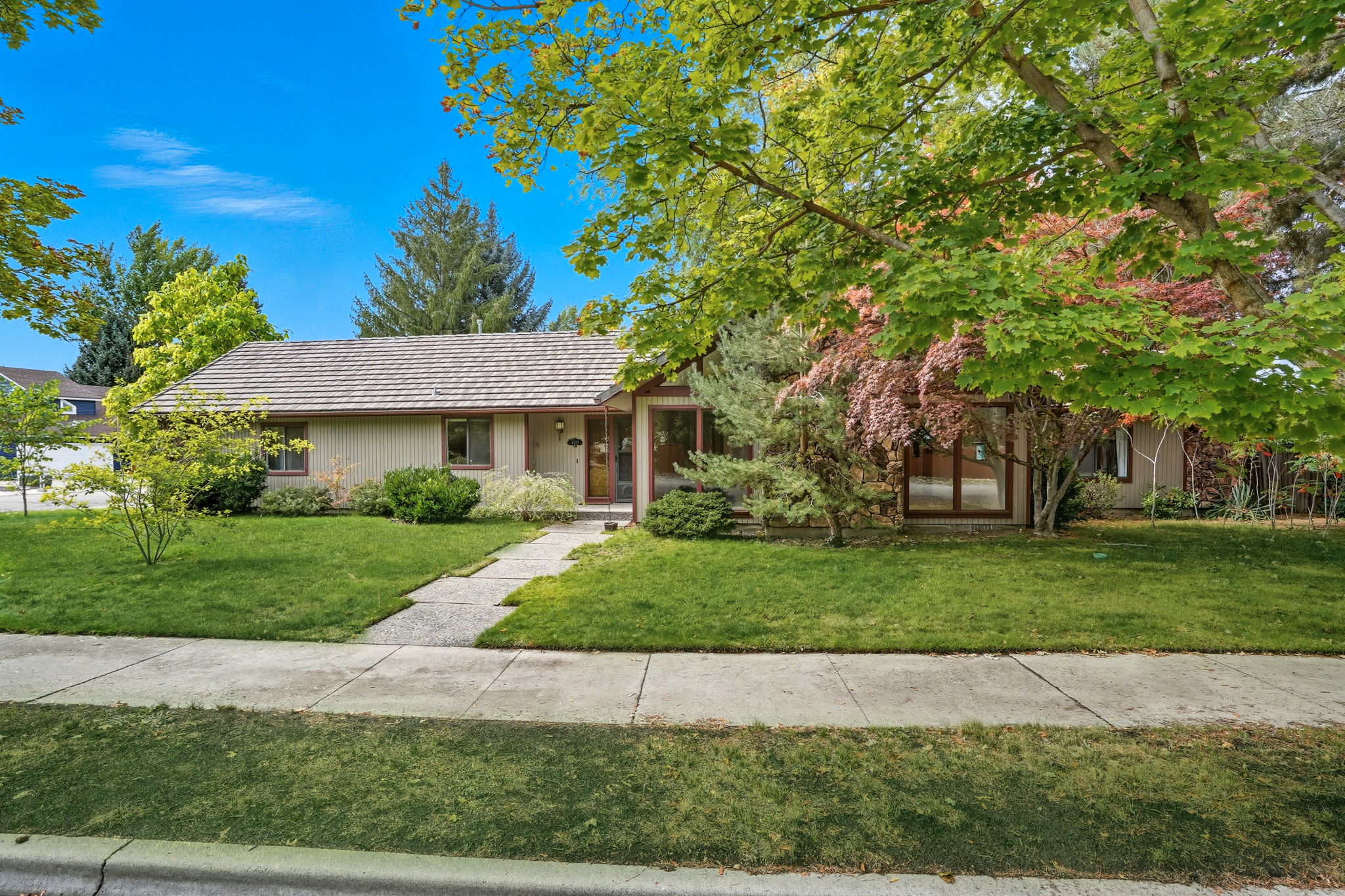 4377 Johns Landing Way
