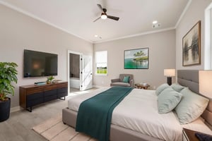 DSC_5824 virtually staged.jpeg