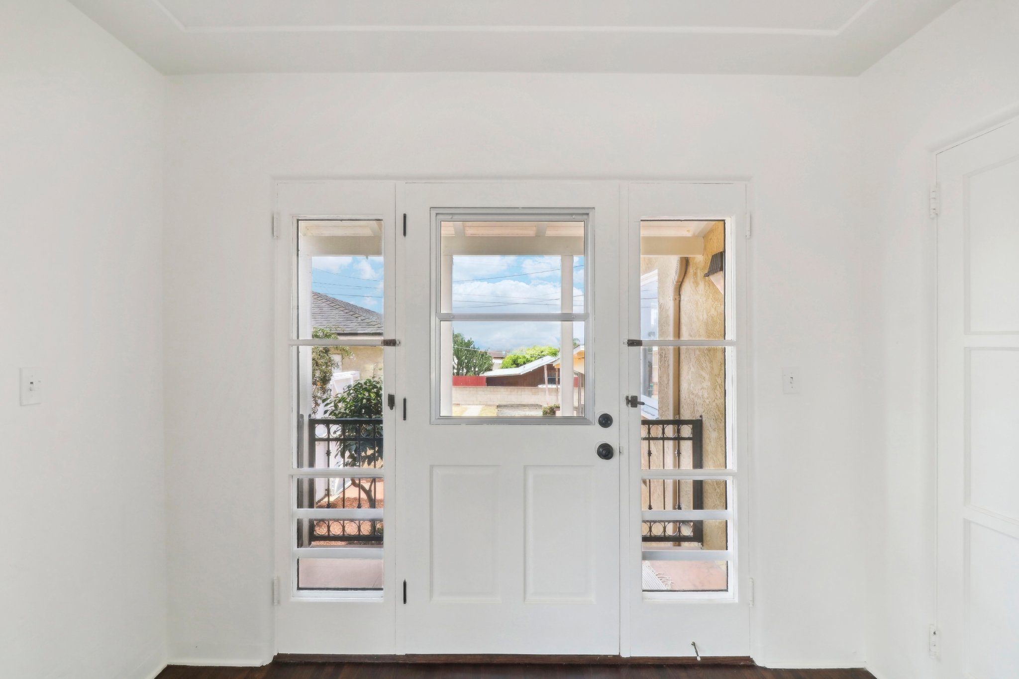 Santa Monica Ave-017.jpg