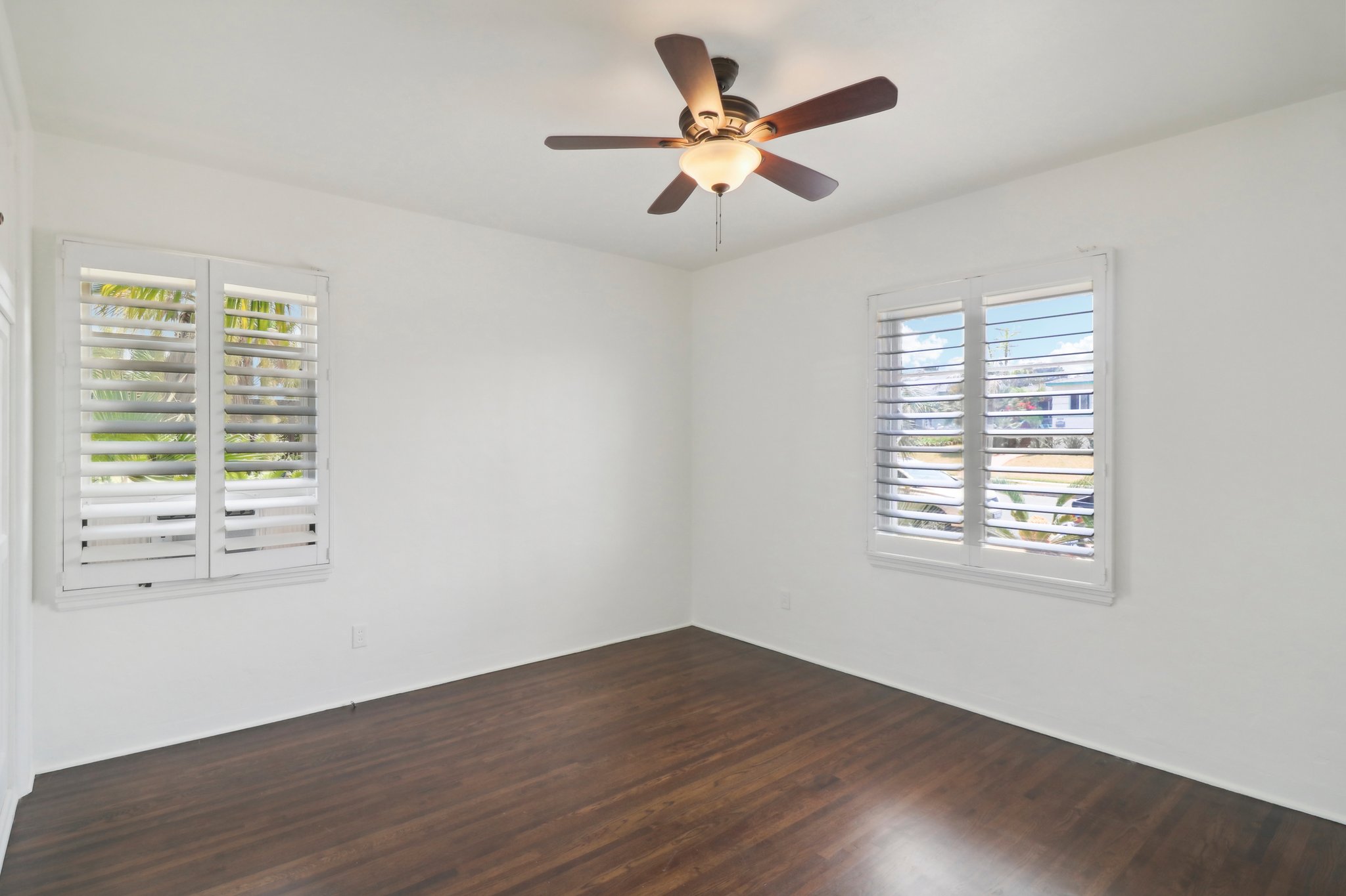 Santa Monica Ave-020.jpg