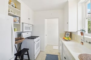 Santa Monica Ave-010.jpg