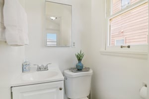 Santa Monica Ave-019.jpg