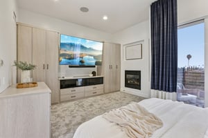 Arnaz Dr 103-S2412-034.jpg