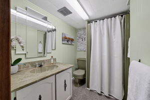  Photo 34