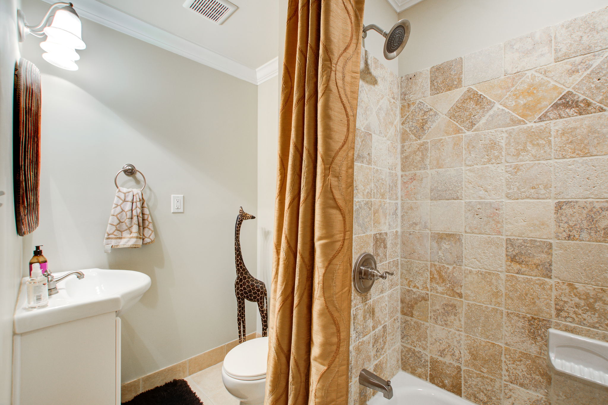 37 Terrace Level Full Bath