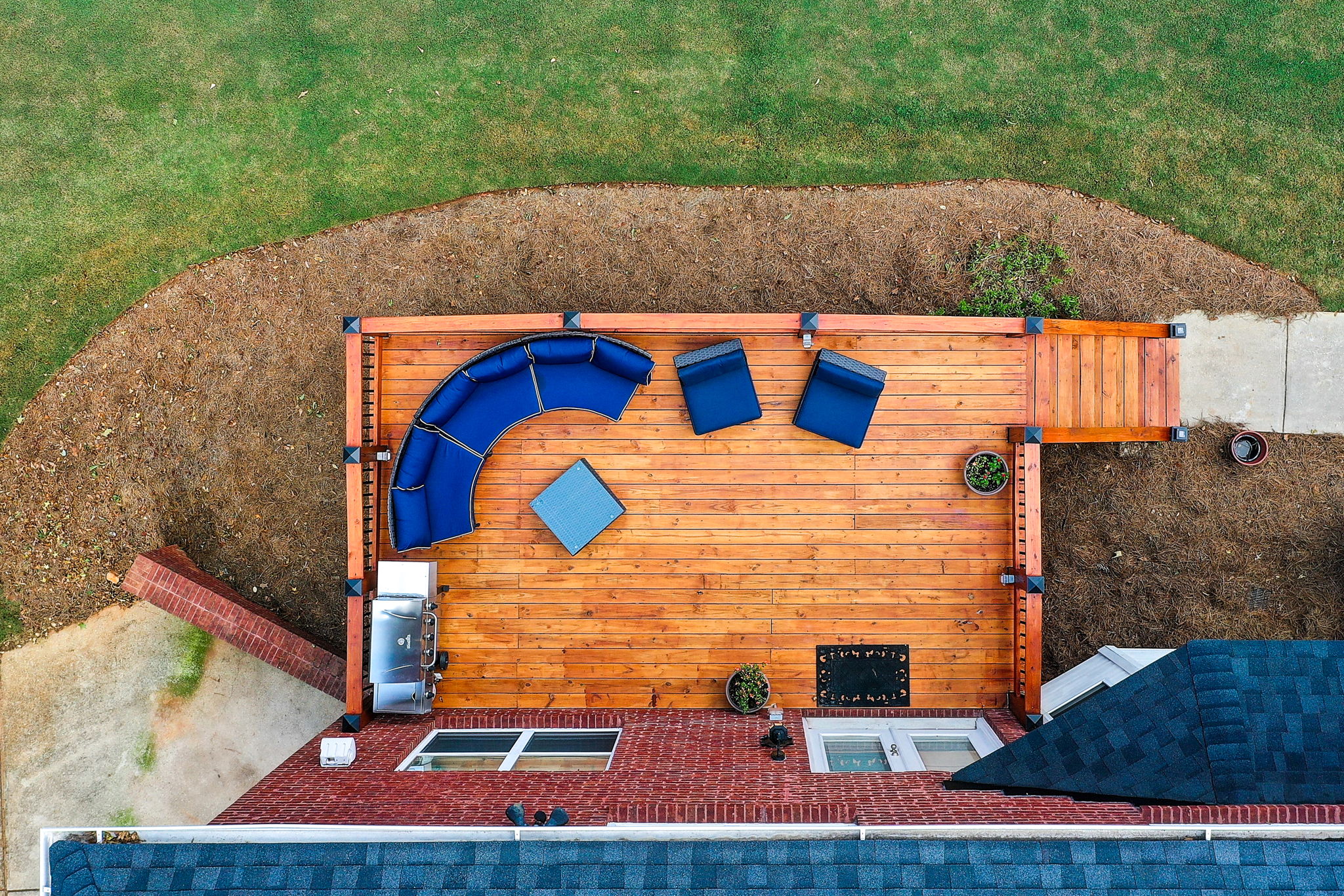 49 Aerial Deck Bird's Eye View