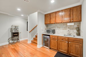 38 Terrace Level Kitchenette