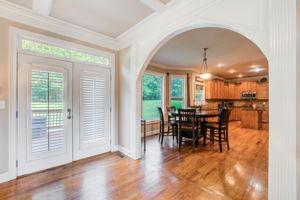 11 Deck Walkout w BN + Kitchen Views