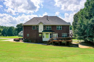46 Aerial Exterior Rear w Yard