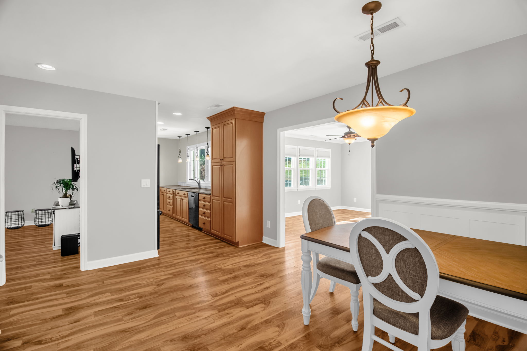 438 Valleymeade Drt-11