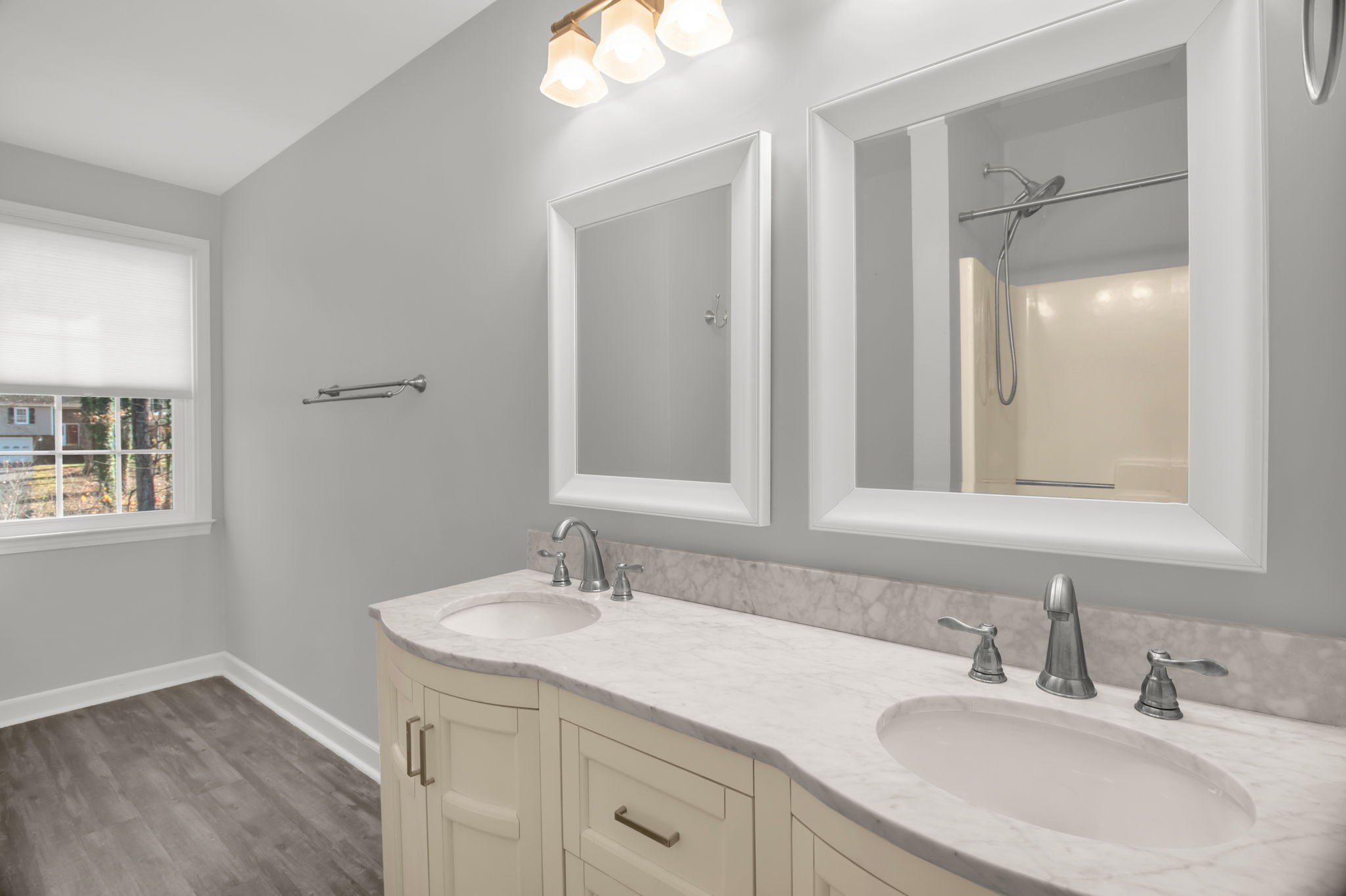 438 Valleymeade Drt-25