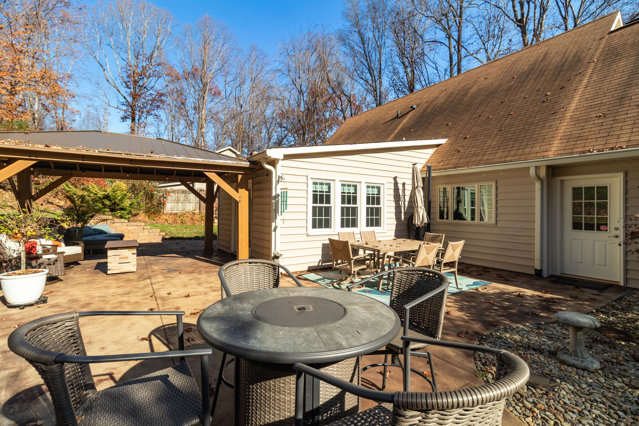 438 Valleymeade Drt-29