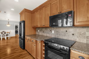 438 Valleymeade Drt-16