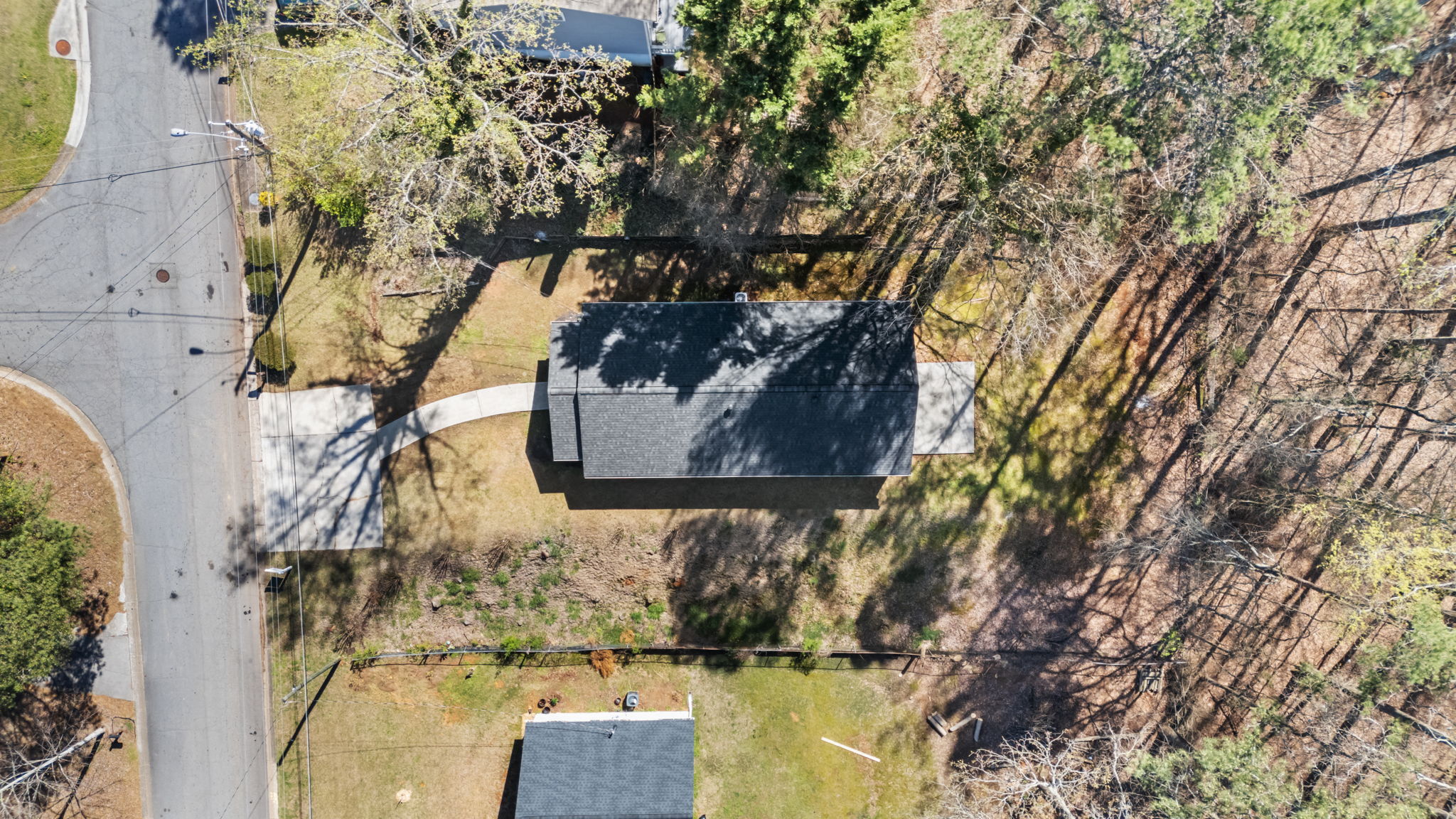  Photo 36
