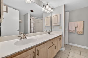 Guest Bathroom 1 of 2