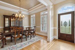 Foyer/Dining Room